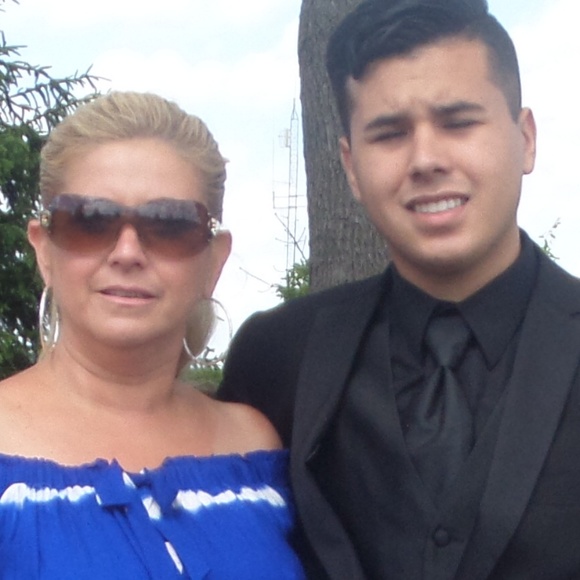 Meet your Posher, Jenny - Picture 5 of 6